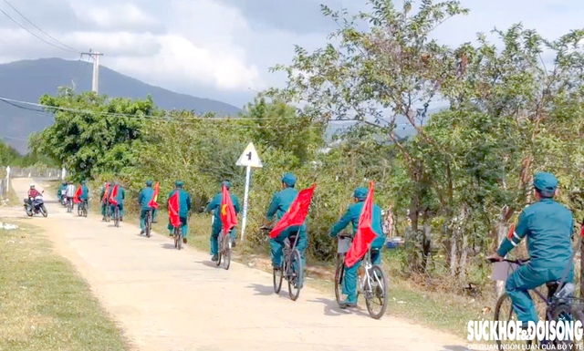 Sĩ quan chính quy về cơ sở: ‘Làn gió mới’ nâng tầm quốc phòng ở Khánh Hòa- Ảnh 10.