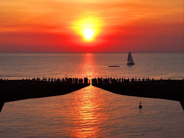 Đằng sau bước chuyển mình kỳ diệu của du lịch Việt Nam- Ảnh 3.