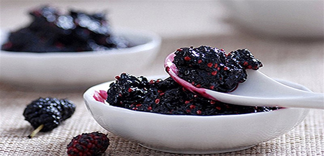 5 biến tấu món ăn ngon miệng từ quả dâu tằm- Ảnh 2. 5 biến tấu món ăn ngon miệng từ quả dâu tằm- Ảnh 2.