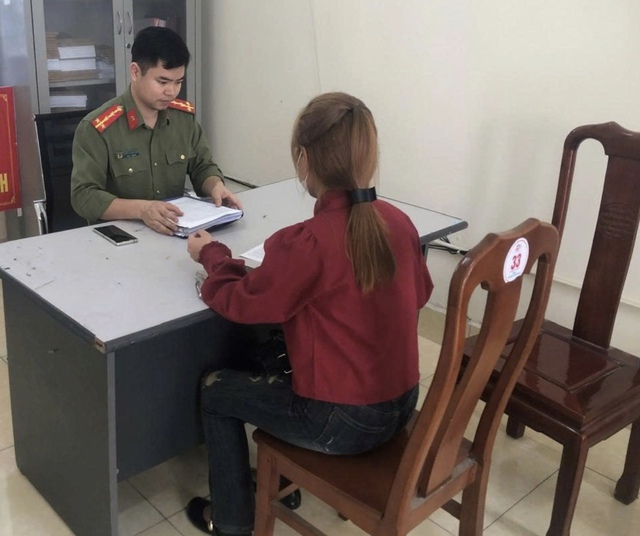 Xử phạt cô gái đăng tin xúc phạm lực lượng công an trên Facebook- Ảnh 1. Xử phạt cô gái đăng tin xúc phạm lực lượng công an trên Facebook- Ảnh 1.