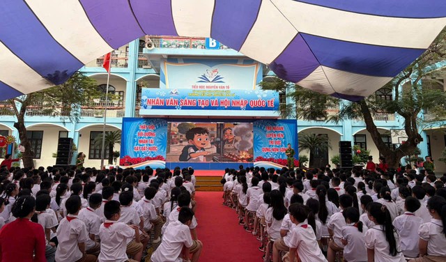 Hải Phòng phối hợp Học viện Cảnh sát nhân dân tuyên truyền vệ sinh môi trường, an toàn thực phẩm cho học sinh- Ảnh 1.