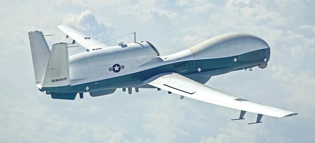 Mỹ thừa nhận UAV trinh sát hơn 200 triệu USD rơi ở Trung Đông- Ảnh 1.