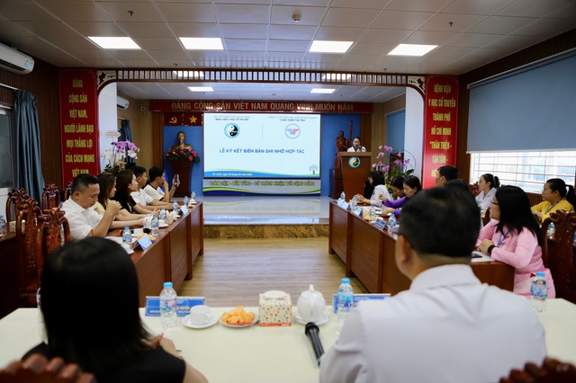 Bệnh viện Y học cổ truyền TPHCM và Dược phẩm Tuệ Tĩnh: Tiên phong thương mại hóa các nghiên cứu y học cổ truyền- Ảnh 3. Bệnh viện Y học cổ truyền TPHCM và Dược phẩm Tuệ Tĩnh: Tiên phong thương mại hóa các nghiên cứu y học cổ truyền- Ảnh 3.