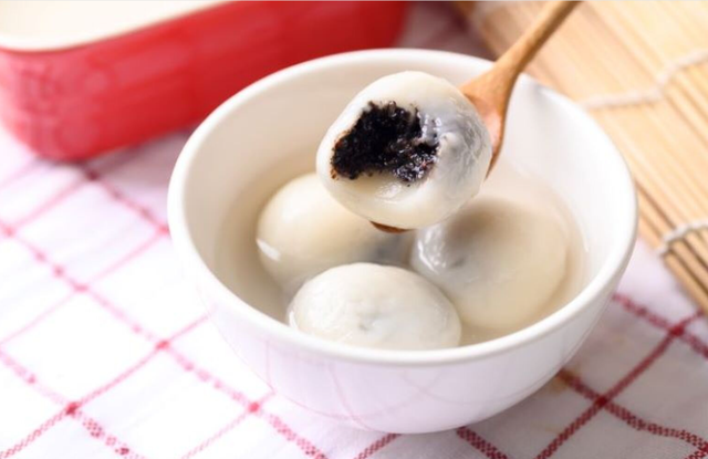 3 nhóm người nên hạn chế ăn bánh trôi, bánh chay- Ảnh 3.