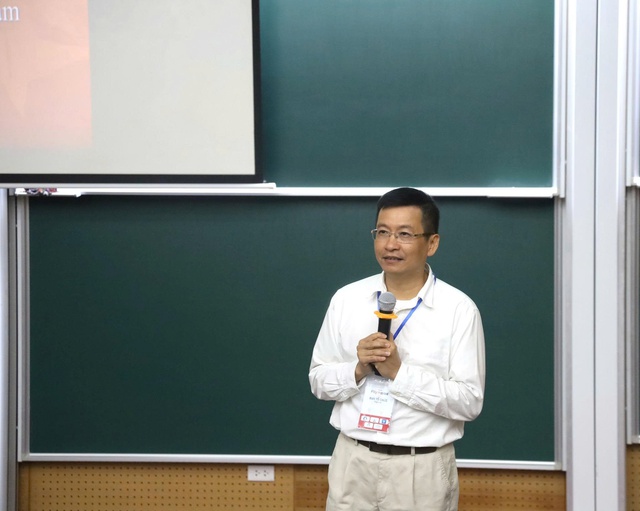 GS Phùng Hồ Hải nhận giải thưởng danh giá cho những nghiên cứu Toán học xuất sắc- Ảnh 1. GS Phùng Hồ Hải nhận giải thưởng danh giá cho những nghiên cứu Toán học xuất sắc- Ảnh 1.