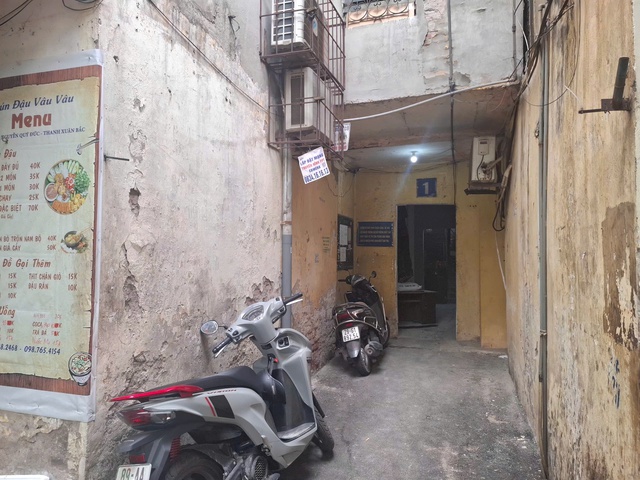 Tận thấy sự 'cũ kỹ' của Khu tập thể Thanh Xuân Bắc trước đề xuất cải tạo- Ảnh 14. Tận thấy sự 'cũ kỹ' của Khu tập thể Thanh Xuân Bắc trước đề xuất cải tạo- Ảnh 14.