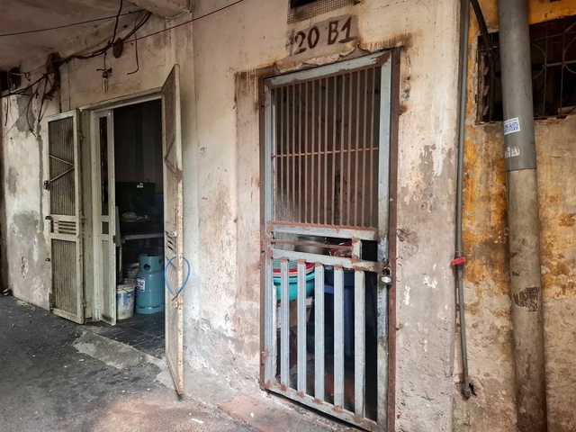 Tận thấy sự 'cũ kỹ' của Khu tập thể Thanh Xuân Bắc trước đề xuất cải tạo- Ảnh 5. Tận thấy sự 'cũ kỹ' của Khu tập thể Thanh Xuân Bắc trước đề xuất cải tạo- Ảnh 5.