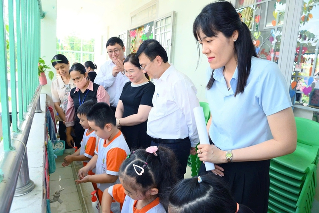 Viện Pasteur TPHCM giám sát phòng, chống tay chân miệng và sốt xuất huyết tại Tây Ninh- Ảnh 1. Viện Pasteur TPHCM giám sát phòng, chống tay chân miệng và sốt xuất huyết tại Tây Ninh- Ảnh 1.