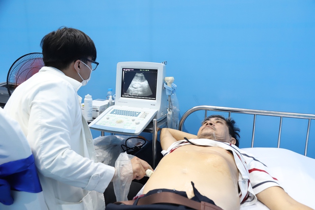 TPHCM đồng loạt triển khai khám sức khỏe miễn phí cho người dân, đưa y tế đến tận nhà
- Ảnh 4.