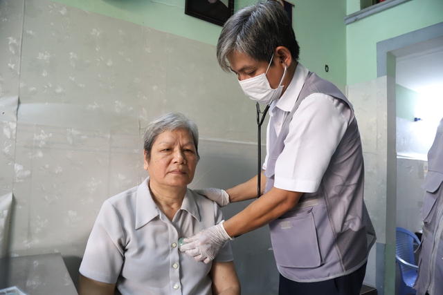 TPHCM đồng loạt triển khai khám sức khỏe miễn phí cho người dân, đưa y tế đến tận nhà
- Ảnh 7.