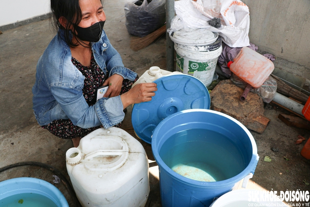 Nhiều người dân ở Khánh Hòa thiếu nước sạch mùa nắng nóng- Ảnh 2.