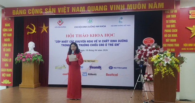 Muốn tăng chiều cao cho trẻ: Không chỉ canxi, cần đủ 'bộ vi chất vàng'- Ảnh 1.