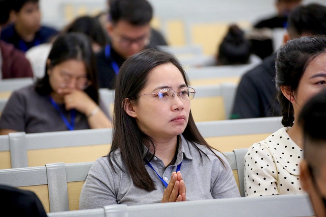 Học viên nói gì khi xem video tai nạn giao thông trước giờ sát hạch?- Ảnh 3.