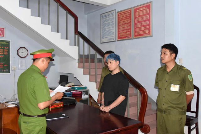 Lừa đổi ngoại tệ 'tỷ giá hấp dẫn', nam thanh niên chiếm đoạt gần 500 triệu đồng- Ảnh 1.