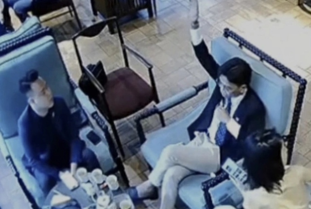 Kháng cáo bất thành, 'tổng tài' chỉ đạo đánh người còn phải ngồi tù bao lâu?- Ảnh 2.