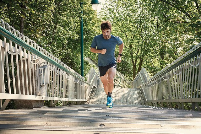 Đi cầu thang bộ mỗi ngày có đủ để giảm cân?- Ảnh 2.