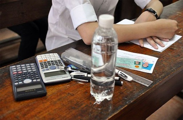 Vai trò của nước và giấc ngủ kết hợp dinh dưỡng trong mùa thi- Ảnh 1.