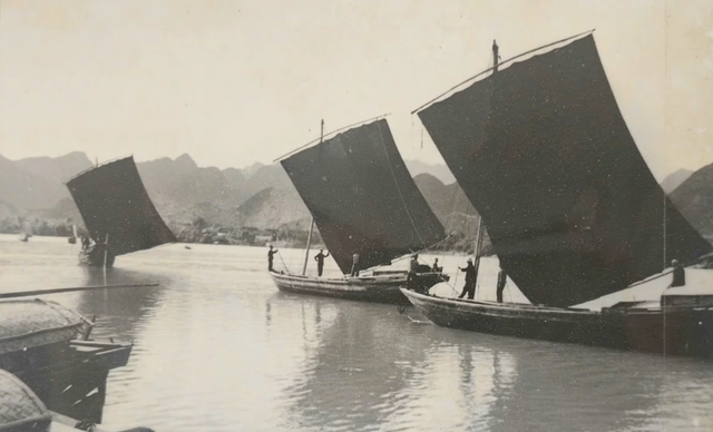 Chiêm ngưỡng Di tích Bến phà Gianh: 'Tọa độ lửa' xưa khoác lên mình diện mạo mới- Ảnh 5.