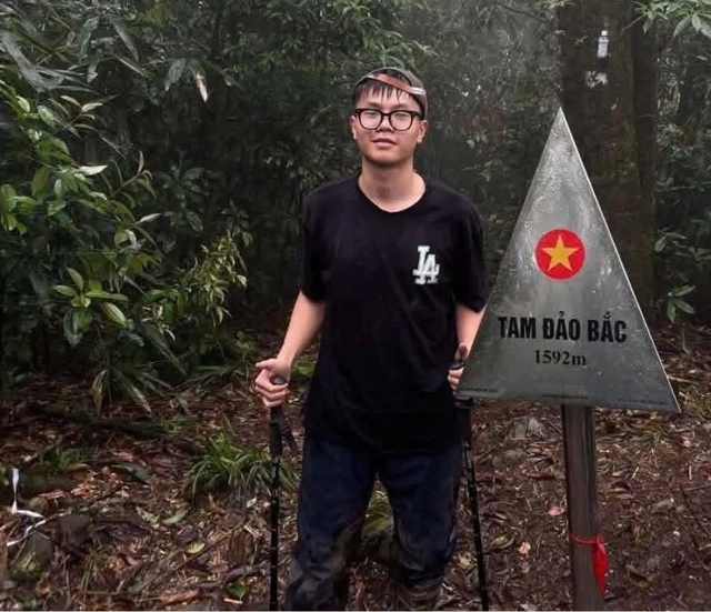 Đã tìm thấy nam sinh 19 tuổi mất tích khi leo núi Tam Đảo- Ảnh 1.