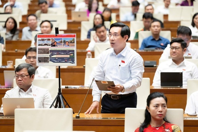 ĐBQH Nguyễn Văn Cảnh: Xây trạm dừng nghỉ cao tốc cần linh hoạt để bảo đảm ATGT- Ảnh 1.