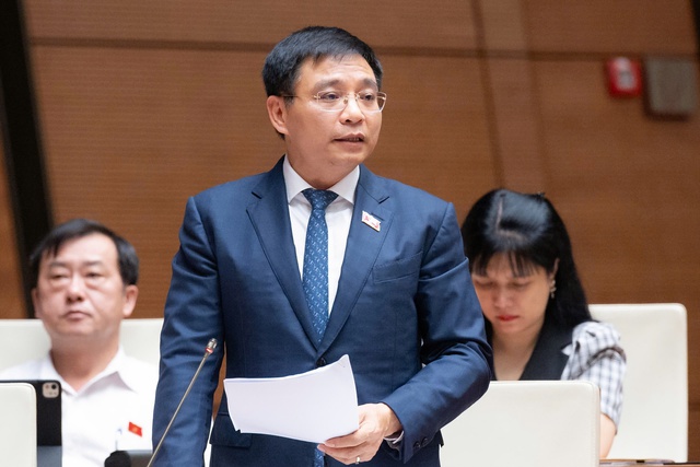 Phó Thủ tướng: Đẩy mạnh khám sức khỏe định kỳ, siết chặt an toàn thực phẩm- Ảnh 1.