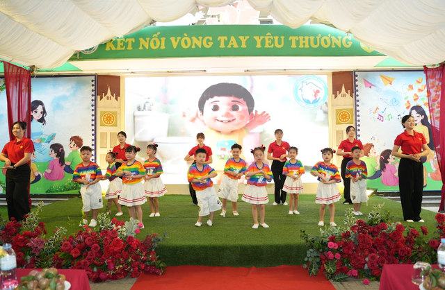 Bệnh tay chân miệng xuất hiện ở 126 xã, phường, Hà Nội kích hoạt chiến dịch phòng dịch trong trường học- Ảnh 1.