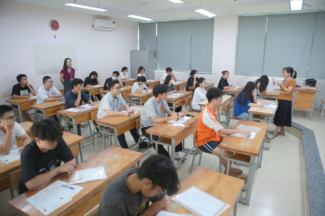 Vì sao điểm cao vẫn trượt đại học?- Ảnh 1.