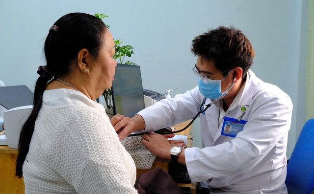 TPHCM: Doanh nhân góp ‘phần mềm’ để y tế cơ sở chạm tới người yếu thế- Ảnh 4.