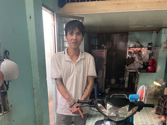 Bắt nhanh đối tượng trộm xe máy trong chùa- Ảnh 1.