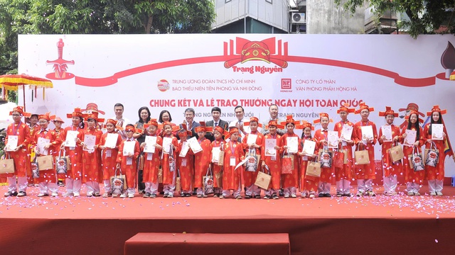 348 học sinh tranh tài tại Chung kết 'Trạng Nguyên nhỏ tuổi' và Trạng Nguyên 'Nét chữ - Nết người'- Ảnh 1.