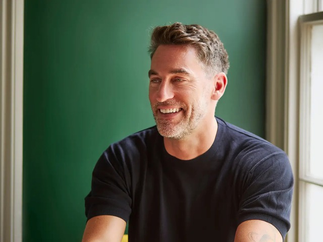 Chuyên gia dinh dưỡng chỉ mẹo siêu đơn giản để nạp 100g protein mỗi ngày- Ảnh 1.