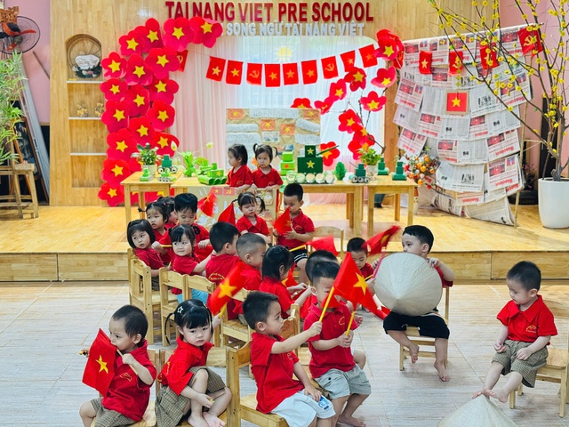 Từ Quảng Ninh ra Hà Nội 'check-in' 30/4 để tìm khoảnh khắc tự hào- Ảnh 7.