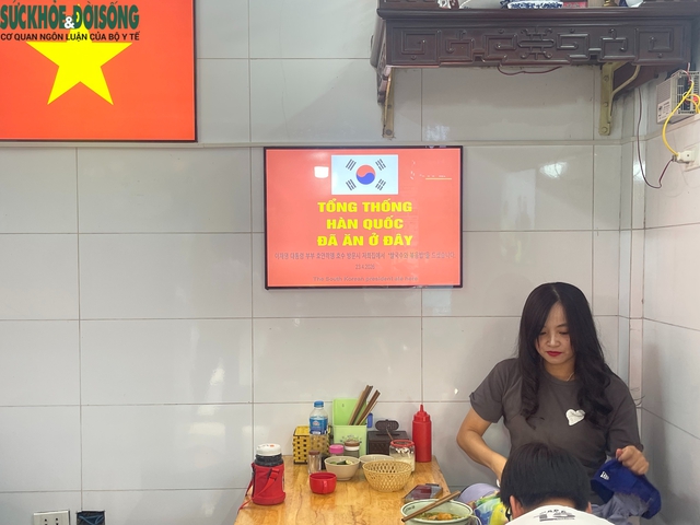 Chủ quán phở kể lại 2 giờ chuẩn bị, hồi hộp đón Tổng thống Hàn Quốc và phu nhân- Ảnh 3.
