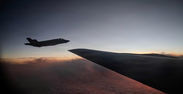 Máy bay của Không quân Mỹ 'nhìn thấy' nhau như thế nào?- Ảnh 1.