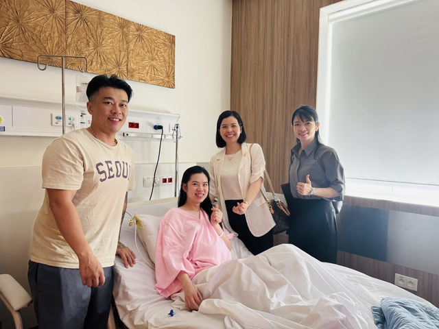 Nhiều sản phụ vượt hàng nghìn km tìm cơ hội giữ con tại Trung tâm Y học bào thai PhenikaaMec- Ảnh 1.