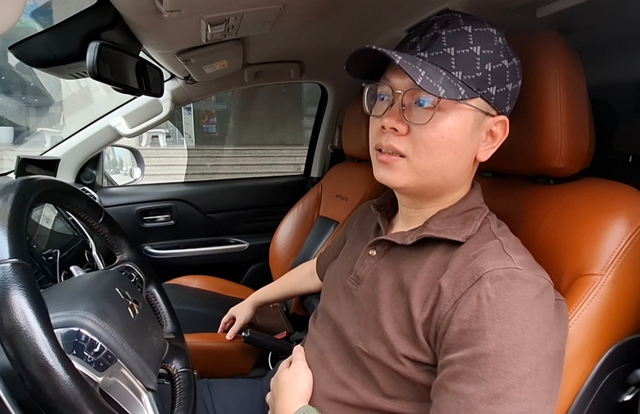 Tài xế xe bán tải khấp khởi chờ 'cởi trói' vào nội đô- Ảnh 2.