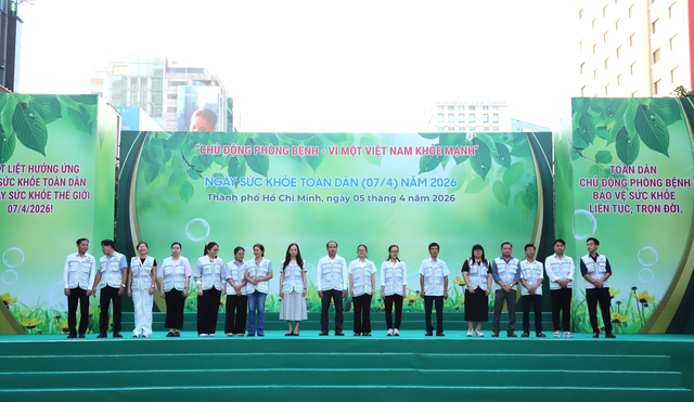 TPHCM ra quân 3 Đội chăm sóc sức khỏe liên tục gắn với địa bàn dân cư- Ảnh 1. TPHCM ra quân 3 Đội chăm sóc sức khỏe liên tục gắn với địa bàn dân cư- Ảnh 1.