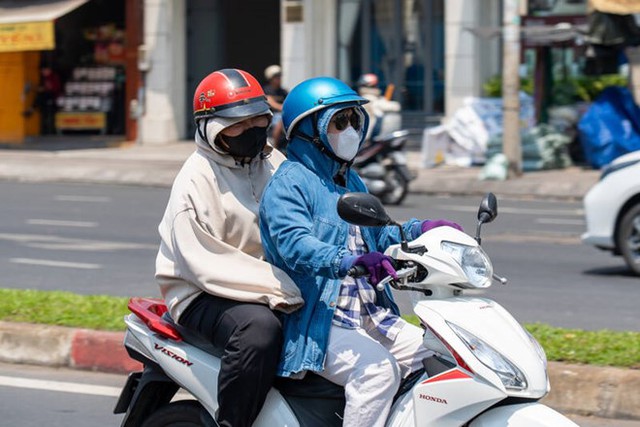 Nắng nóng gia tăng nhiều khu vực, có nơi trên 40 độ- Ảnh 1.