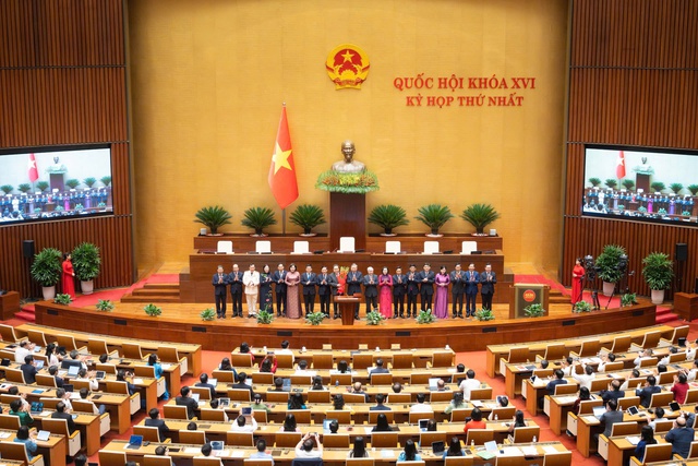 Danh sách 18 thành viên của Ủy ban Thường vụ Quốc hội khóa XVI- Ảnh 1.