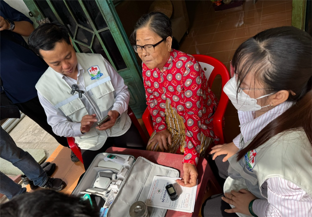 Từ hôm nay, người dân TPHCM có ‘bác sĩ gia đình’ theo dõi sức khoẻ tại nhà- Ảnh 5.