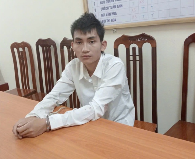 Tạm giữ hình sự Bùi Văn Hùng SN 2005 vi phạm nồng độ cồn, lái xe tông CSGT gãy chân- Ảnh 1.