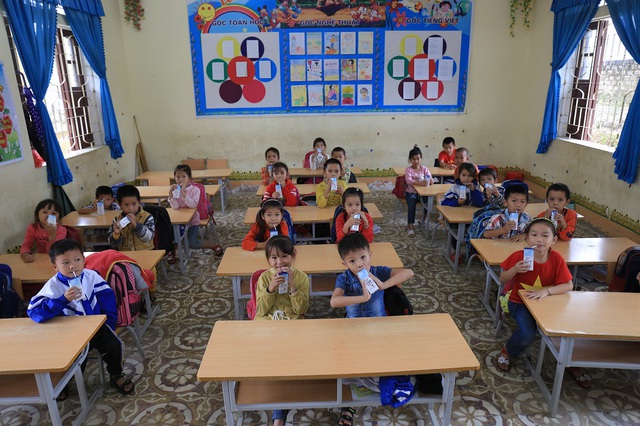 Sữa tươi cung cấp các axit amin nào cho sức khỏe để tăng trưởng ở trẻ- Ảnh 1.