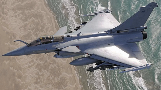 Tiêm kích Rafale Pháp áp sát biên giới Nga- Ảnh 1. Tiêm kích Rafale Pháp áp sát biên giới Nga- Ảnh 1.