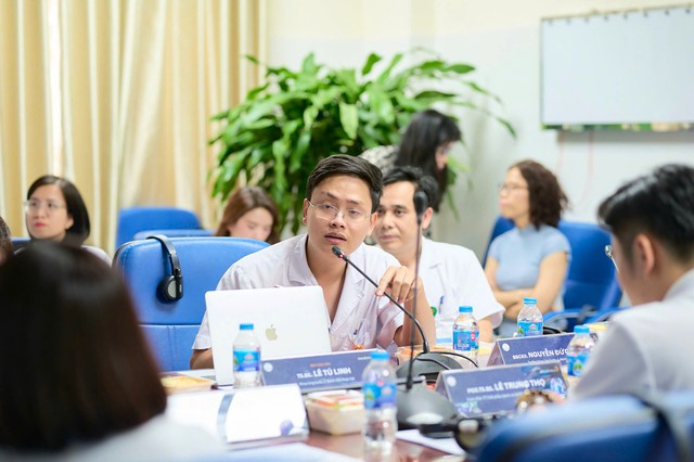 Tiến sĩ tuổi 35 và hành trình giải mã những 'vùng mờ' của bệnh Lao, Phổi- Ảnh 2. Tiến sĩ tuổi 35 và hành trình giải mã những 'vùng mờ' của bệnh Lao, Phổi- Ảnh 2.