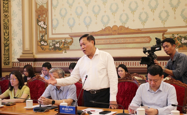 Thứ trưởng Đỗ Xuân Tuyên: Đưa y tế đến gần dân nhất, thúc đẩy ‘đại tu’ từ cơ sở- Ảnh 2. Thứ trưởng Đỗ Xuân Tuyên: Đưa y tế đến gần dân nhất, thúc đẩy ‘đại tu’ từ cơ sở- Ảnh 2.