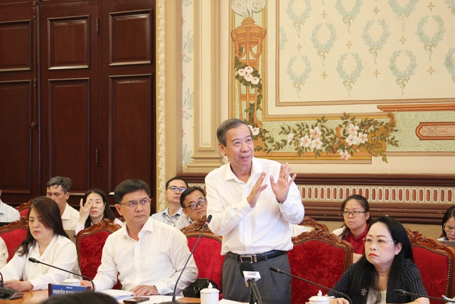 Thứ trưởng Đỗ Xuân Tuyên: Đưa y tế đến gần dân nhất, thúc đẩy ‘đại tu’ từ cơ sở- Ảnh 3. Thứ trưởng Đỗ Xuân Tuyên: Đưa y tế đến gần dân nhất, thúc đẩy ‘đại tu’ từ cơ sở- Ảnh 3.