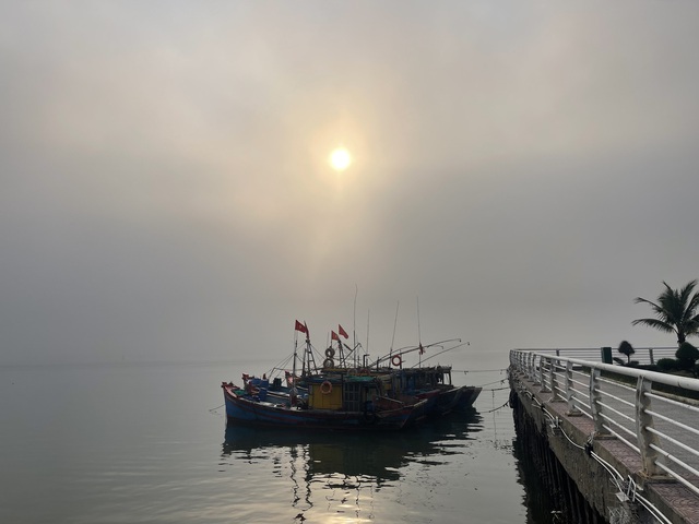 Đồng Hới chìm trong sương mù- Ảnh 6.