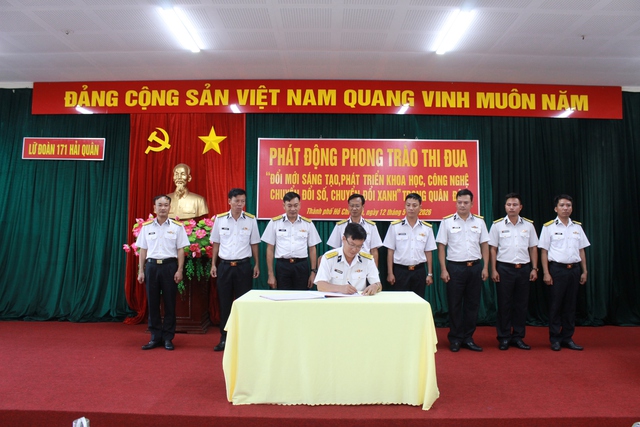 Phát động chuyển đổi số, chuyển đổi xanh ở Lữ đoàn 171- Ảnh 2.