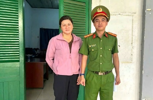 Chuyển khoản nhầm gần 170 triệu đồng, hai người dân được công an hỗ trợ nhận lại- Ảnh 2. Chuyển khoản nhầm gần 170 triệu đồng, hai người dân được công an hỗ trợ nhận lại- Ảnh 2.