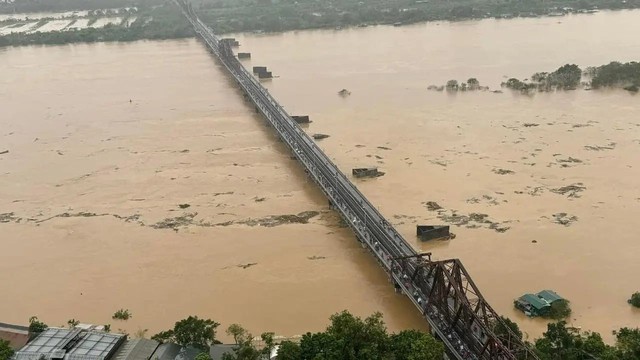 Bỏ các khu phân lũ, làm chậm lũ trên sông Hồng, Thủy điện Sơn La tham gia cắt lũ- Ảnh 1. Bỏ các khu phân lũ, làm chậm lũ trên sông Hồng, Thủy điện Sơn La tham gia cắt lũ- Ảnh 1.